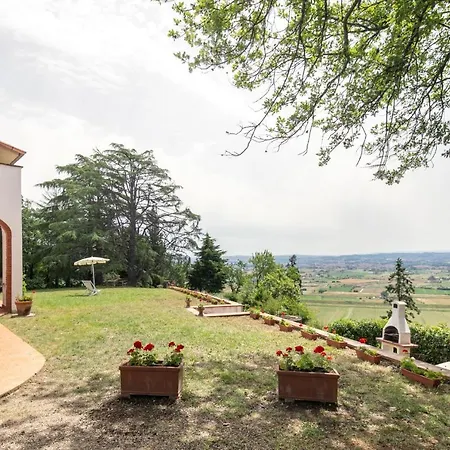 Exclusive 1970s With Pool And Garden By Vacavilla