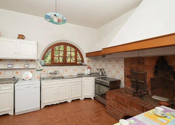 Exclusive 1970s With Pool And Garden By Vacavilla *