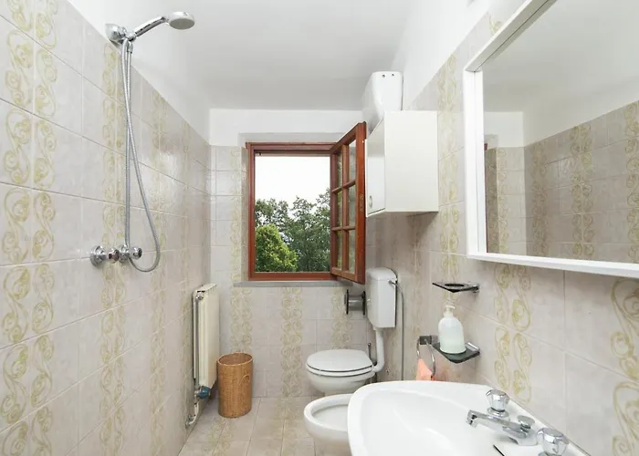 Exclusive 1970s With Pool And Garden By Vacavilla Montefalcone (Pisa)